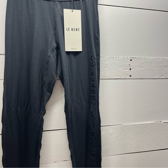 Women's Black Leggings - Picture 3 of 9